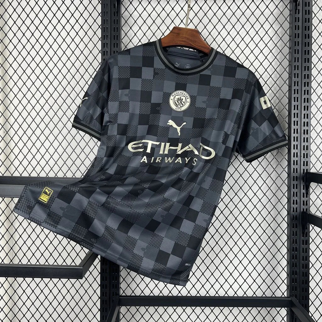 Maillot City foot noir concept Louis Vuitton 2024 2025