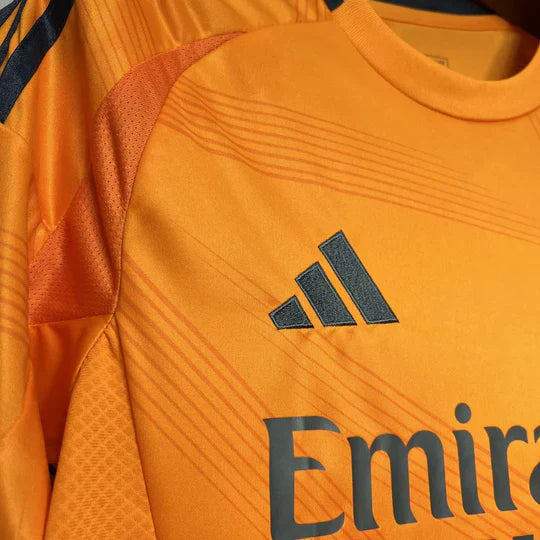 MAILLOT RÉAL MADRID EXTÉRIEUR 2024/25