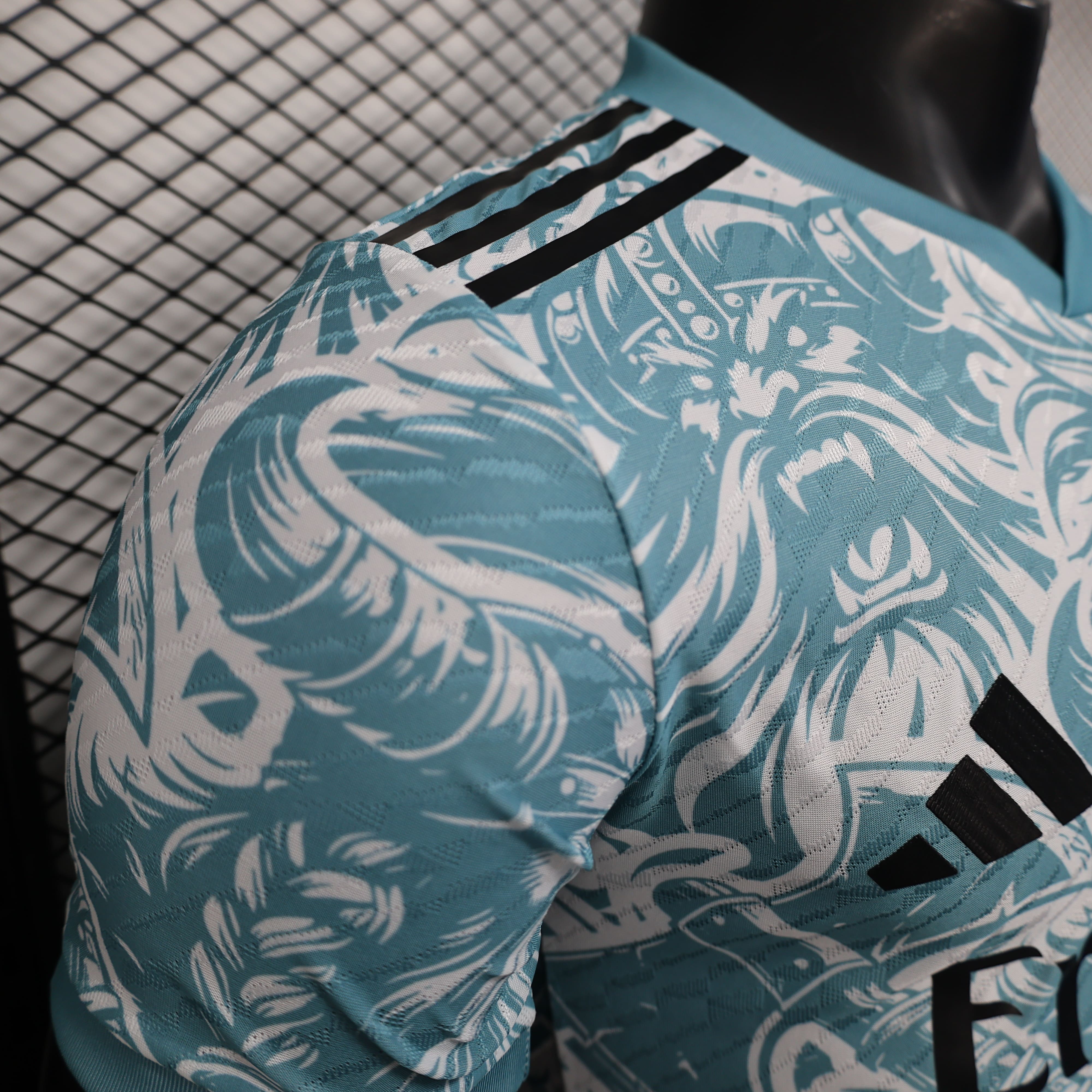 Maillot Réal Madrid concept 2025-2026