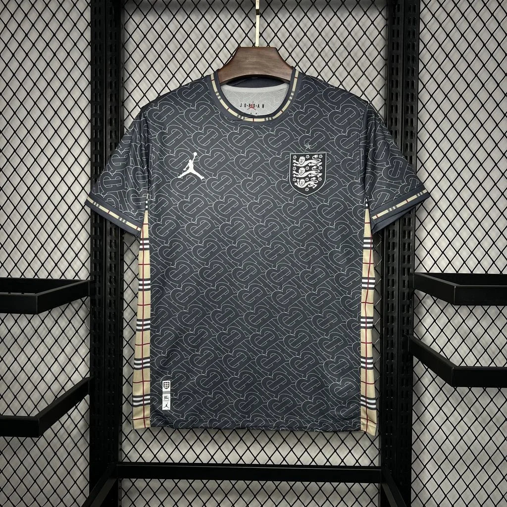 Maillot Angleterre foot concept Burberry 2024 2025
