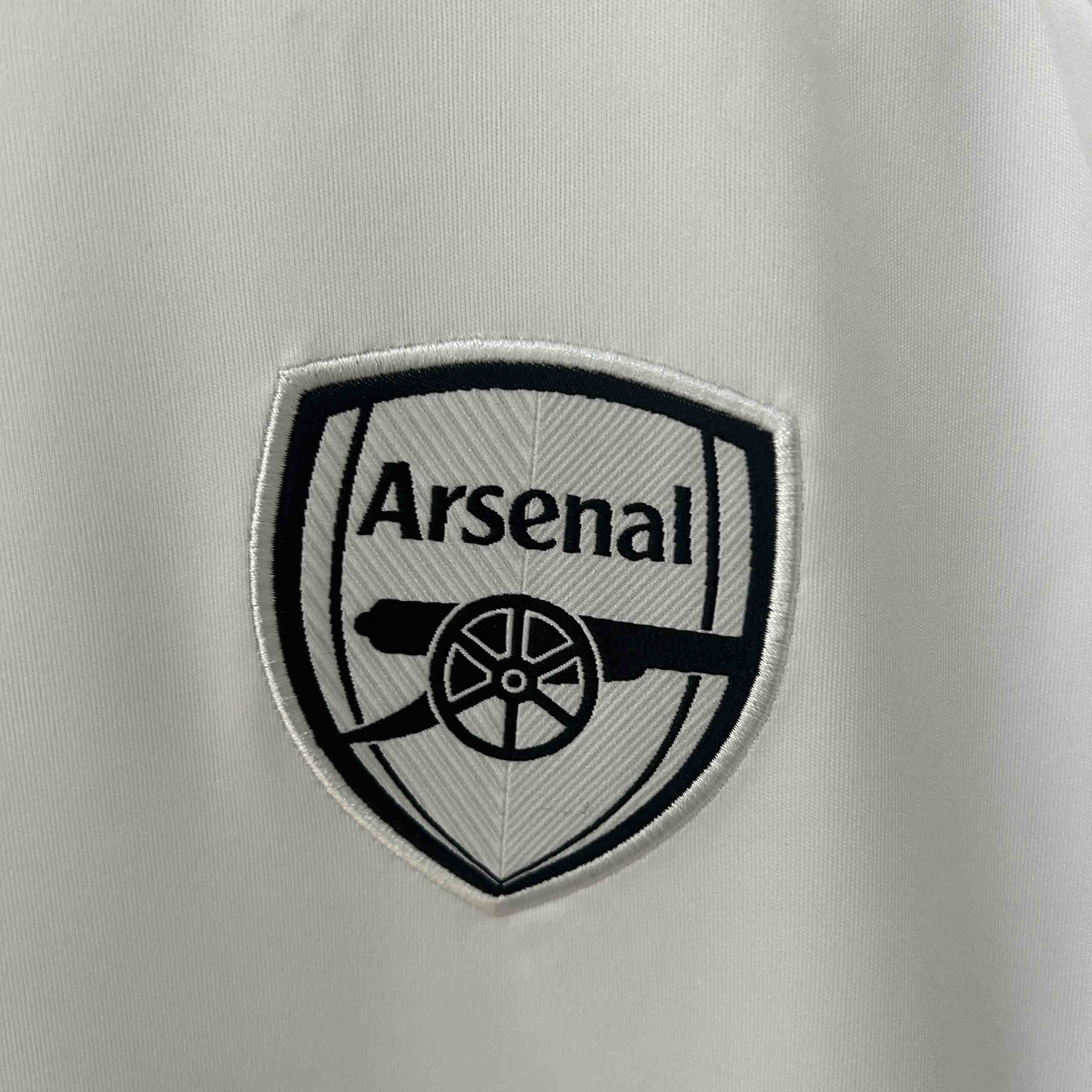 Maillot Arsenal concept 2025-26